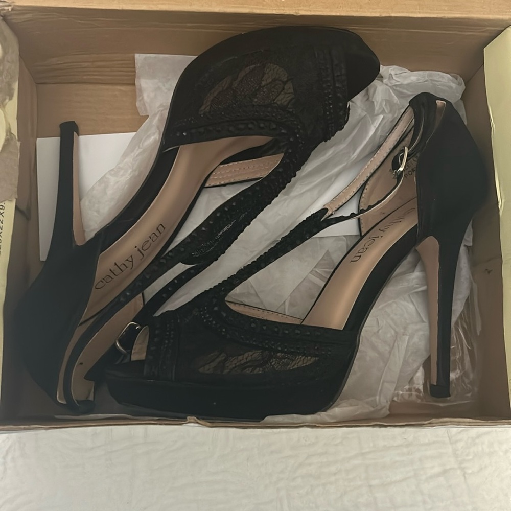 Black Cathy Jean high heels
